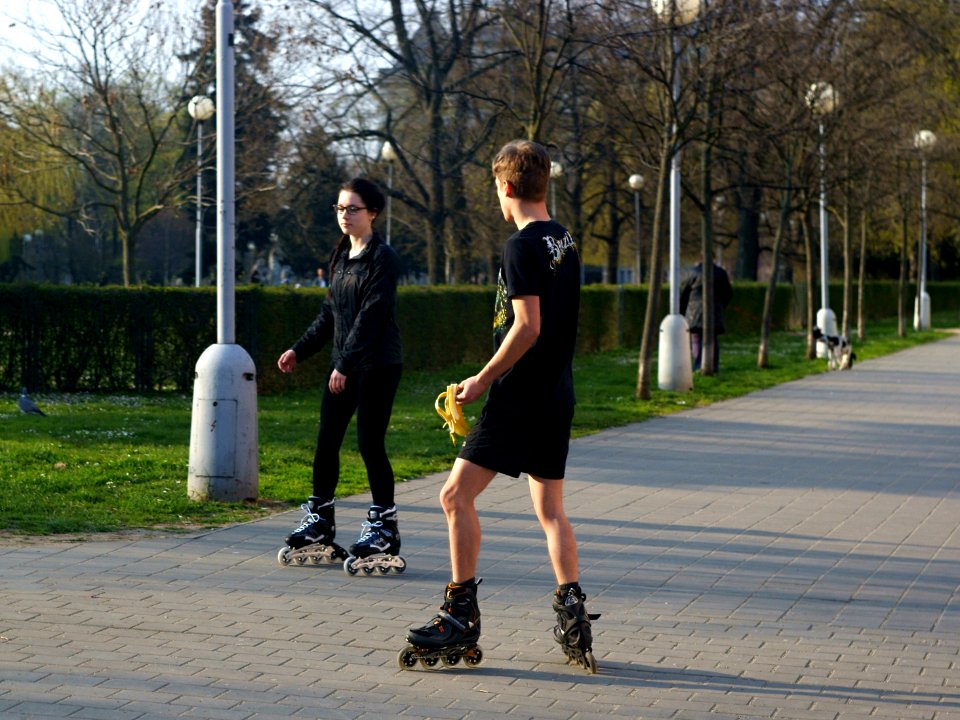 Sony Alpha A230 with Helios-44-2 - Inline Skater with a Banana Peel