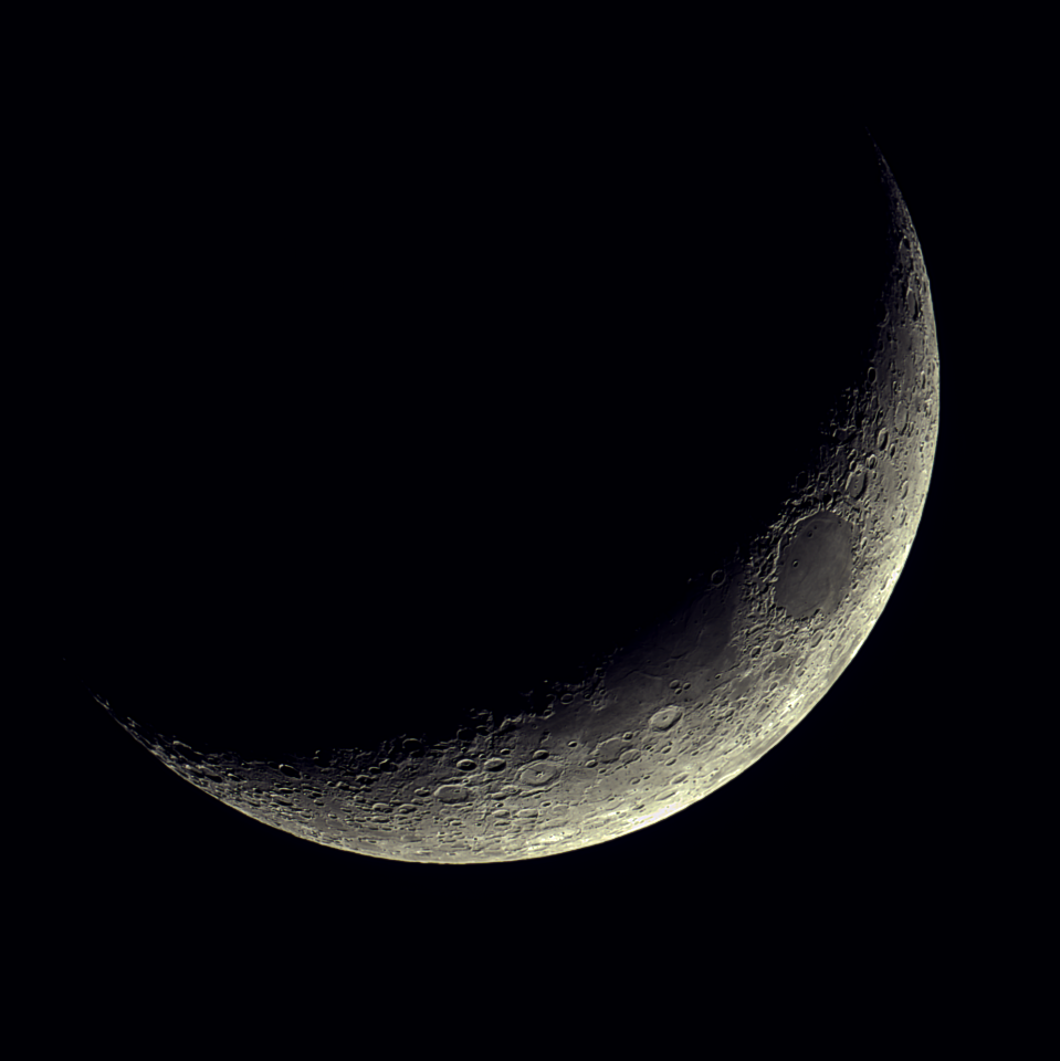 17% illuminated Waxing Crescent Moon on 9-2-19