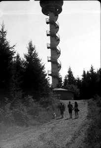 Agfa Optima 1a - People Leaving Observation Tower