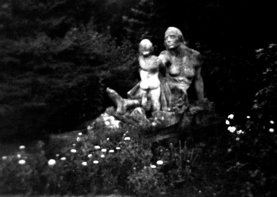 Holga 120FN - Statue in Bohunice Hospital 2