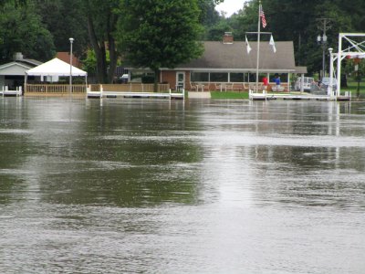 IMG 1695 c Flood Stage Beckman Park Kankakee IL 6-17-2015