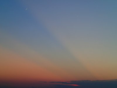 4% Waxing Crescent and Venus