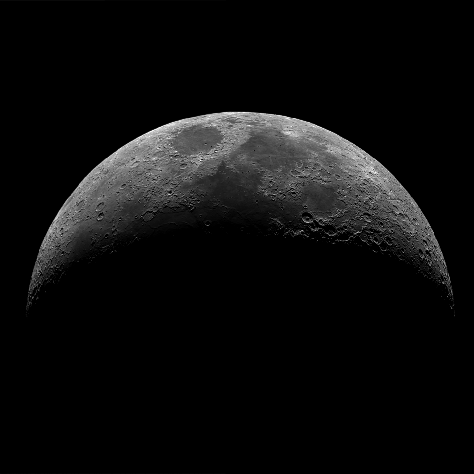 28% Illuminated Waxing Crescent Moon on 1-11-19