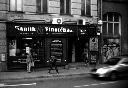 Siluet Elektro - Kotlářská Strret Scene