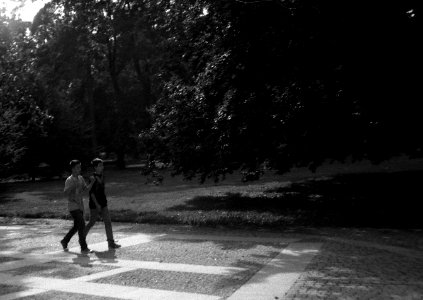 Siluet Elektro - Lužánky Park Scene 1
