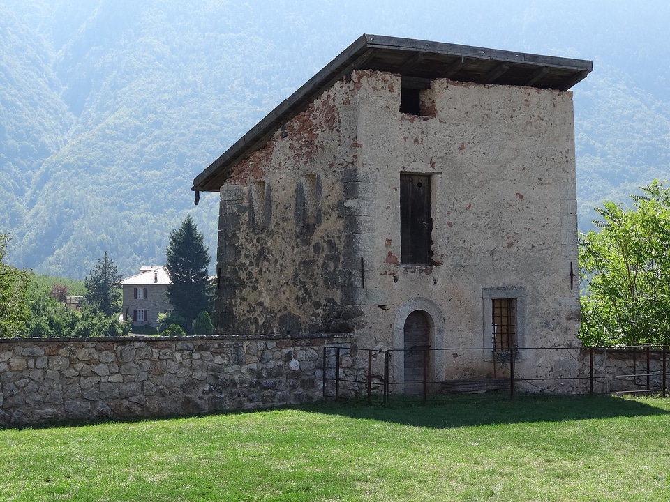 16 century uninhabited