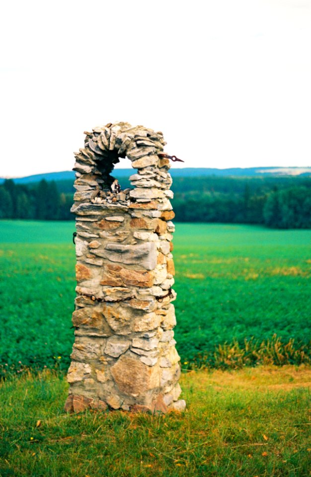 Canon EOS 30 - Archaic Looking Structure (Built by local man ca. 20 years ago)