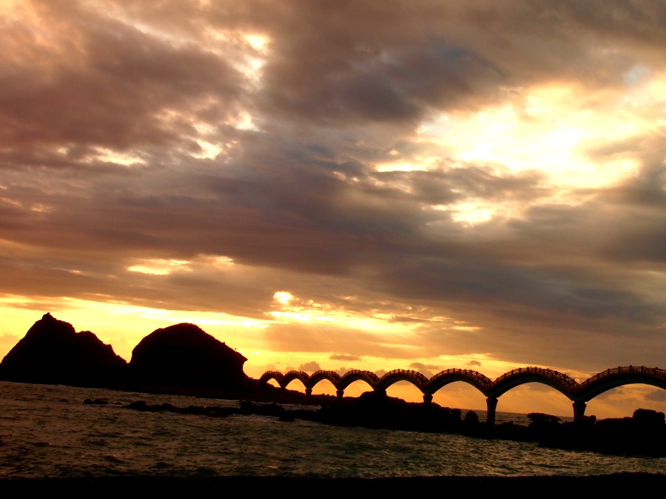 Taiwan's Taitung County Sanxiantai(sunrise)