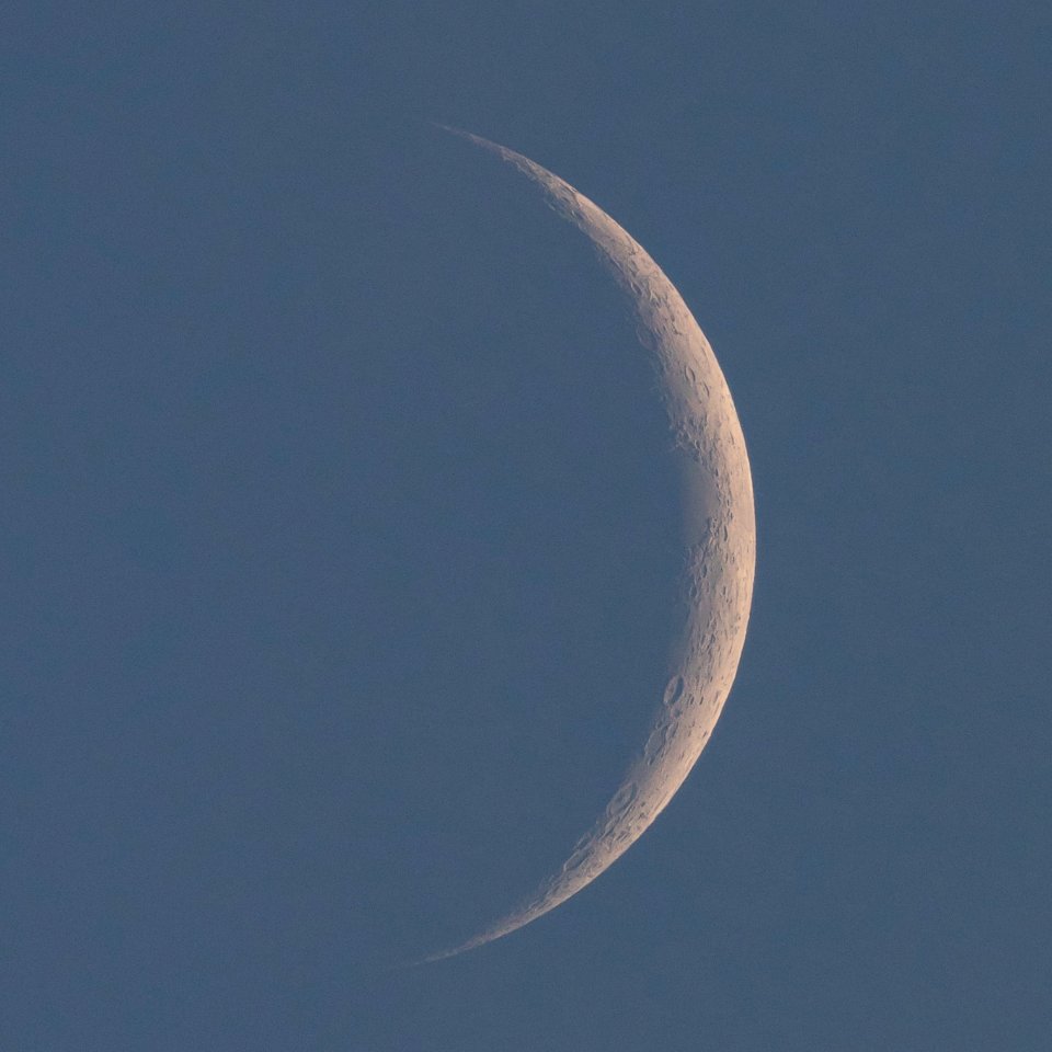 Waxing Crescent Moon on 4-28-17
