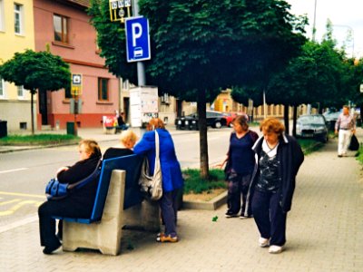 Kiev 4 + Jupiter-12 35/2,8 - Bus Stop Psychiatrická Nemocnice 2