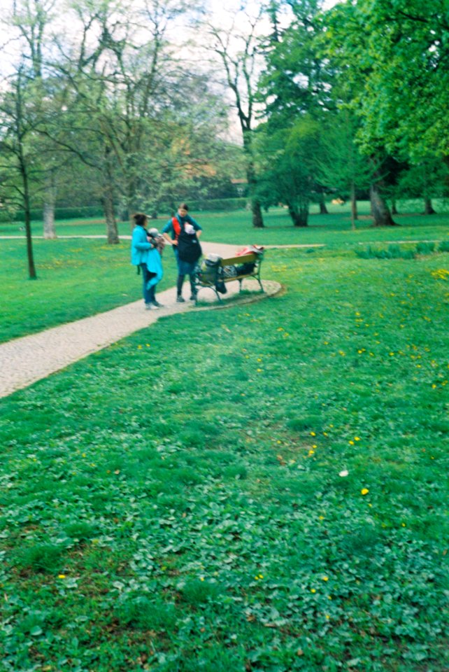 Smena Symbol - People in the Park 1