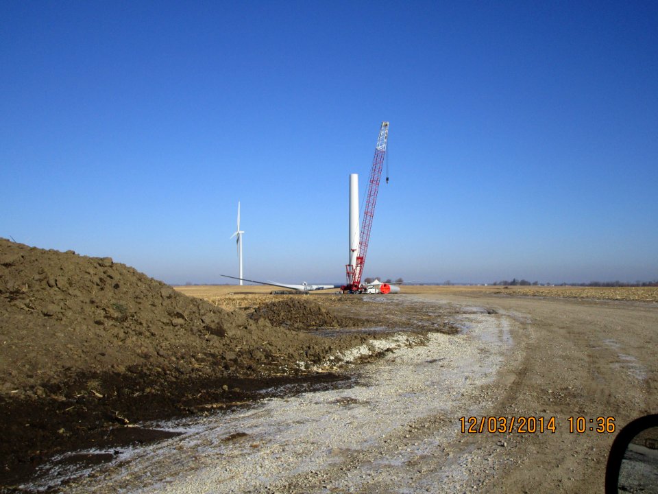 IMG 0765 Wind Turbine Installation SW Kankakee Co IL 12-3-2014