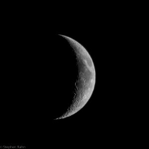 Waxing Crescent Moon on 10-17-15
