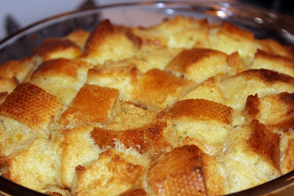 Bread pudding traditional