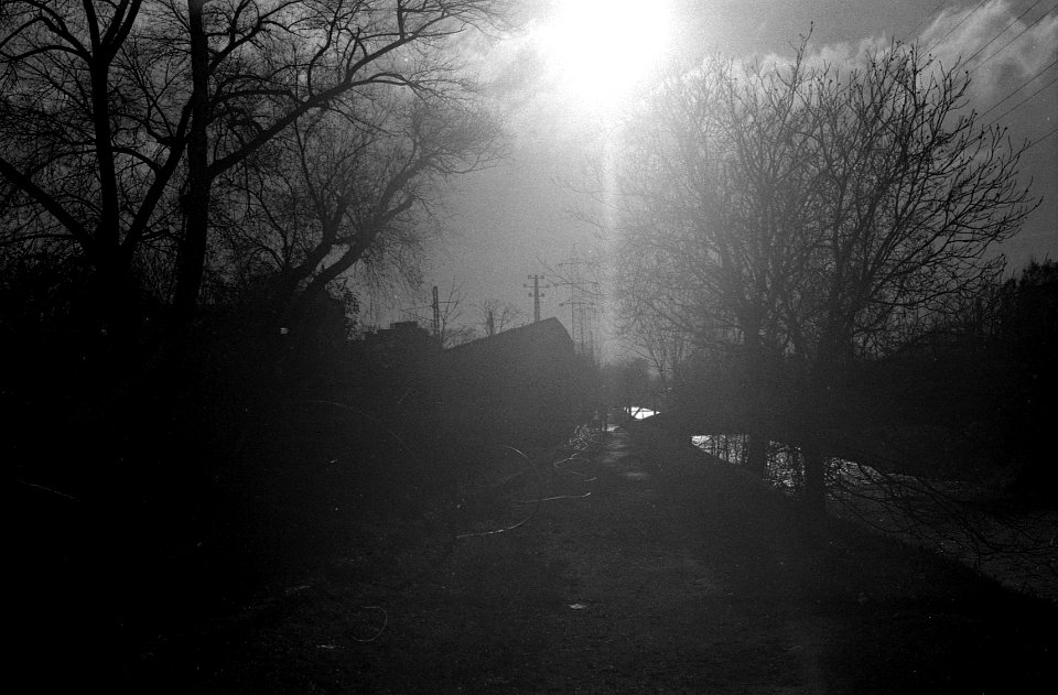 Exa + Tessar 2,8/50 - Svitava Riverbank next to the former Slaughterhouse 01
