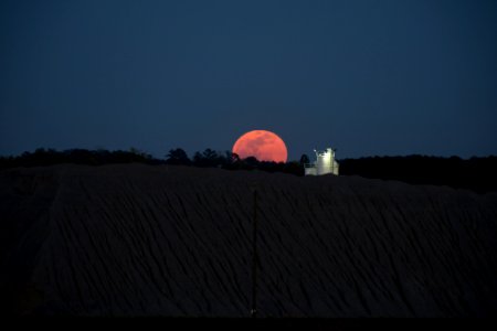 Full Moon Rising