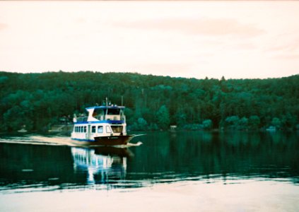 Praktica MTL 5 + MIR-1V - Lomography LomoChrome Purple - Brno Reservoir - Boat