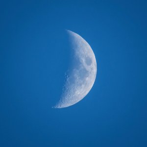 “It is a beautiful and delightful sight to behold the body of the Moon.” - Ptolemy