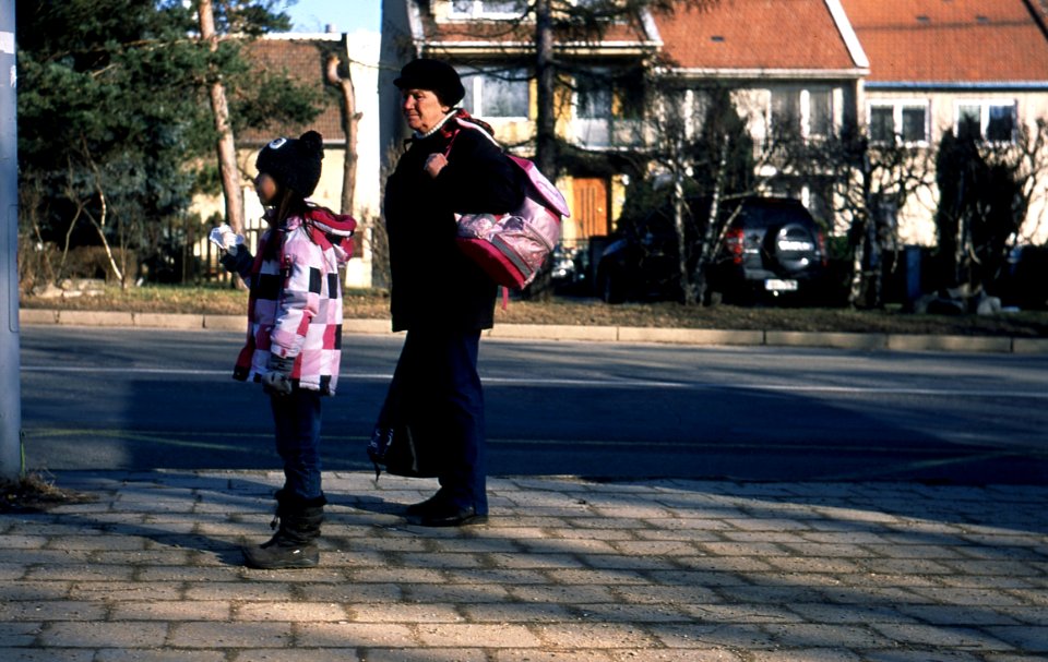 Praktica MTL3 + Helios 44-2 2/58 - Bus Stop Colours
