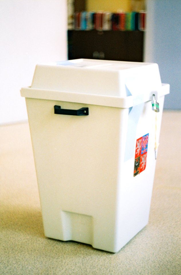 Praktica MTL 5 +  Helios 44-2 2/58 - European Parliament Election in Czech Republic - Ballot Box 1