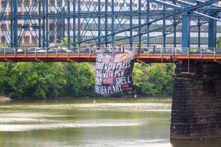PittStudent-Banner-Drop-PD-1080974
