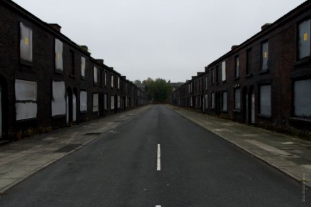 Liverpool, Powis Street painted black for BBC’s costume drama Peaky Blinders photo