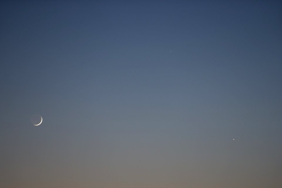 4% Waxing Crescent, Mercury, and Venus