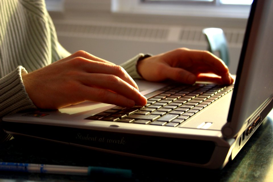 etudiant au travail