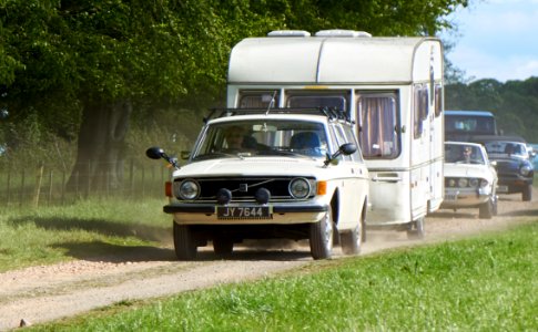 Volvo 145, Caravan, Triumph Stag, MG B