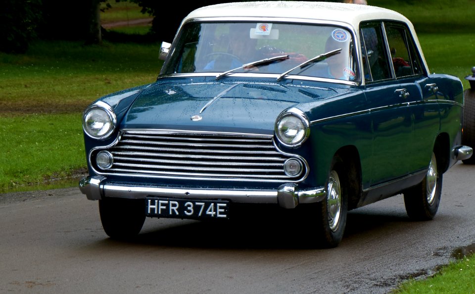 Morris Oxford series VI