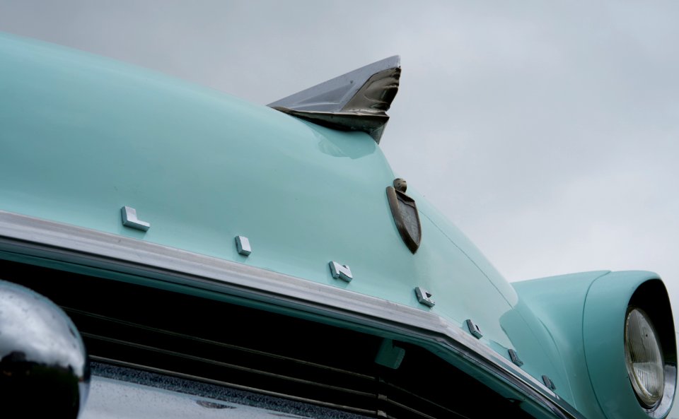 1955 Lincoln Capri