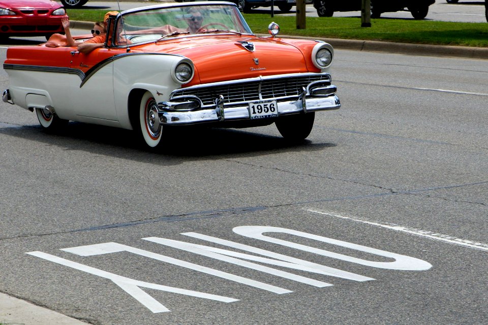 1956 Ford Fairlane Sunliner