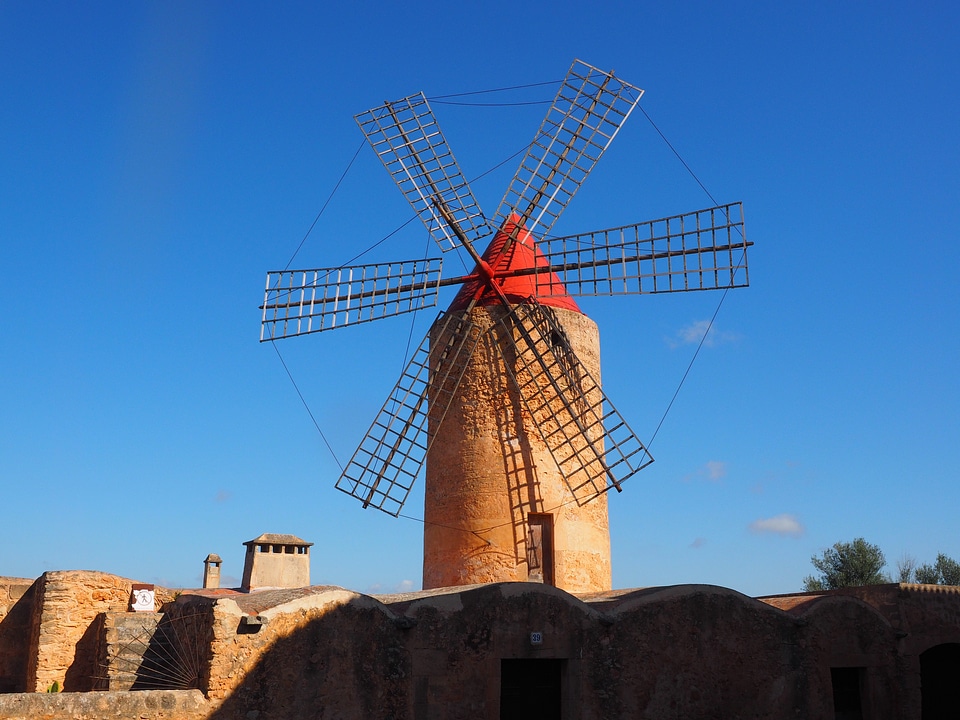 Algaida mallorca landmark