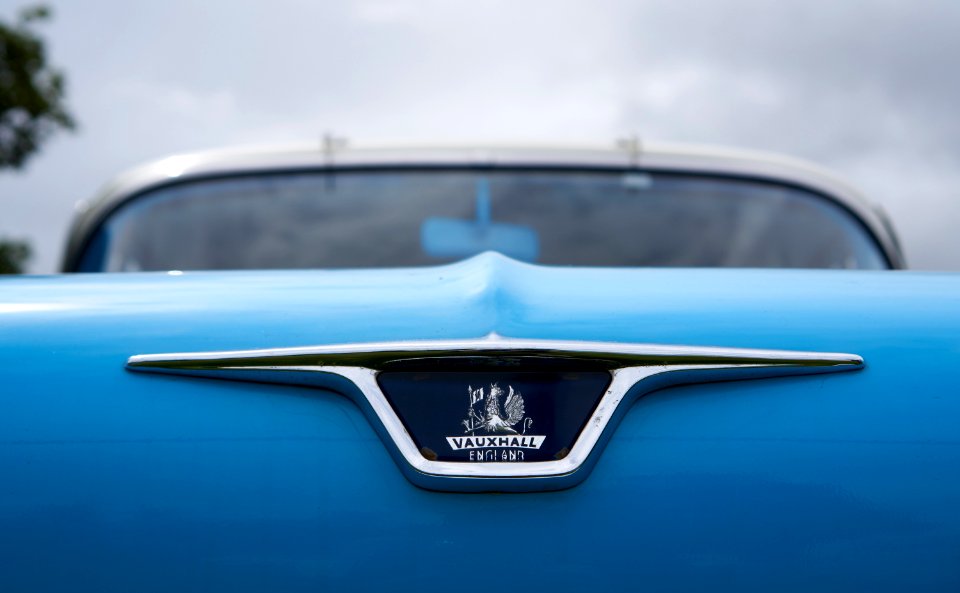 1959 Vauxhall F series Victor, badge