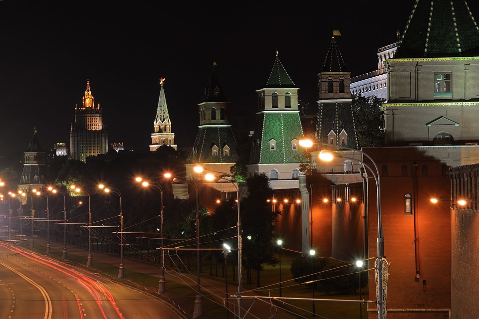 Night lights the kremlin city