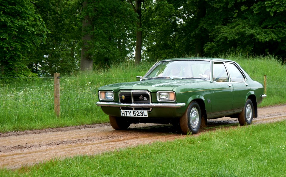 Vauxhall Victor FE