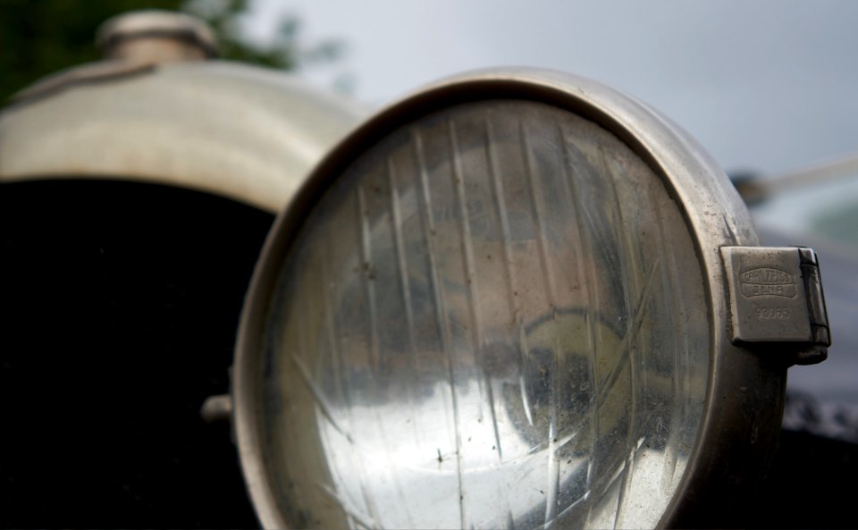 1923 Bentley 3 Litre blue label, Carl Zeiss Jena headlight