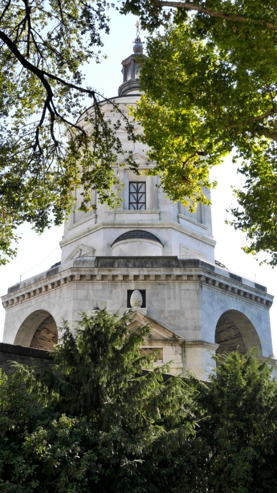 Sacrario Dei Caduti Milanesi