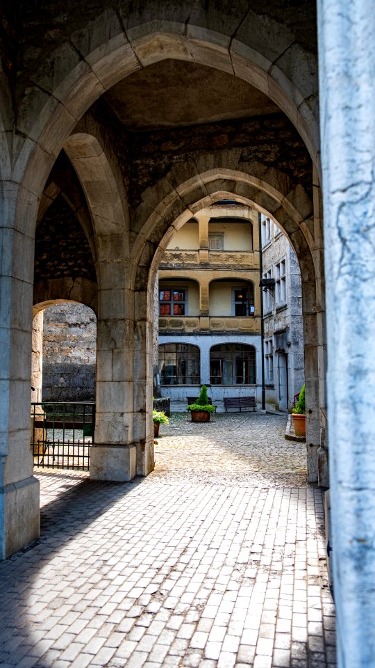 Château de Montrottier