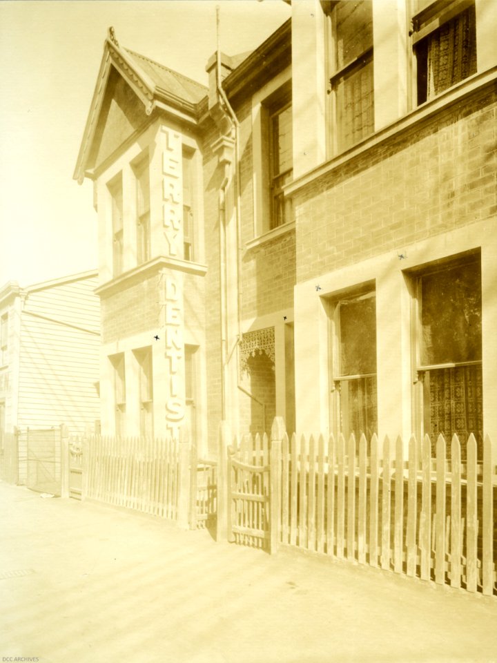 109-111 Hanover Street, 1926