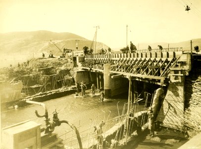 Anzac Avenue Bridge, looking East, 1925