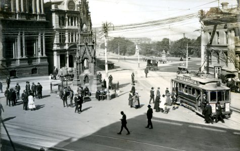 Custom House Square (now the Exchange) Comfort Station, 1919