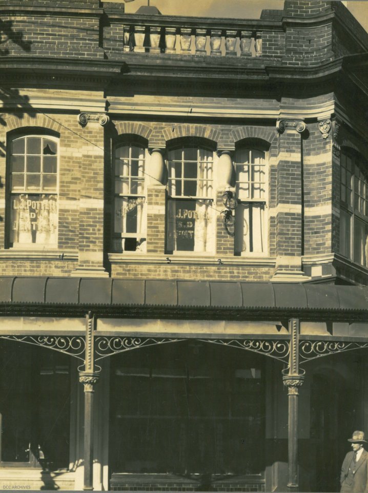 Smiths Building, Hanover Street, 1927