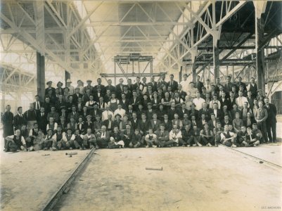 Workers for Love Bros Ltd and Fletcher Construction on the New Zealand South Seas Exhibition 1924