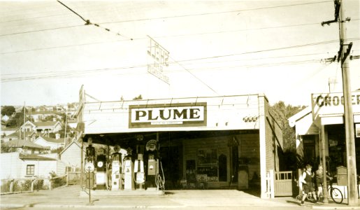 Brewsters Service Station, 124 North Road, c1930 photo