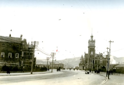 Lower High Street 1923, with Dunedin Prison and Railway Station