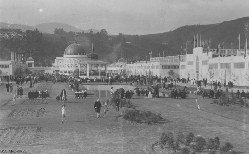 New Zealand & South Seas Exhibition Postcard 1925-26 photo