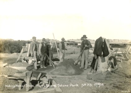 Making Monier Slabs, Mixing Board, Tahuna Park, 1904