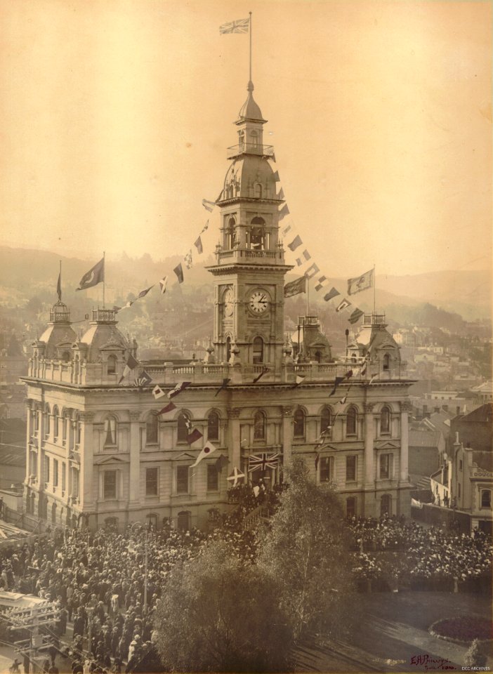 First Anniversary of Anzac Day, Municipal Chambers 1916