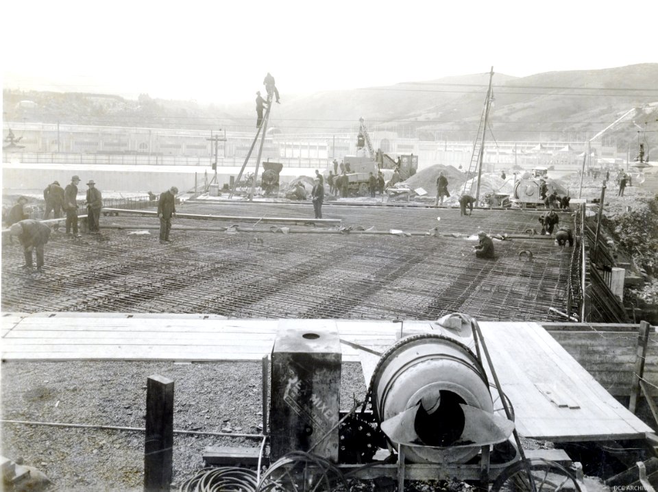 Anzac Avenue Bridge construction, 1925